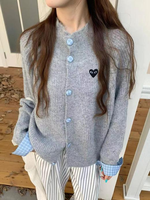 F020548自带温柔的肌理感灰色立领针织开衫 商品图3