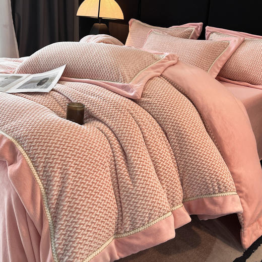 【清仓189元起】【一套约9斤重】轻奢高档230g提花锦丝绒拼角织带四件套【不支持退换货】 商品图1