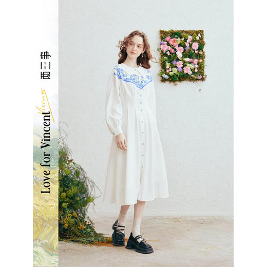 两三事梵高文艺月下鸢尾2026春季新款复古刺绣翻领印花a字连衣裙 商品图0
