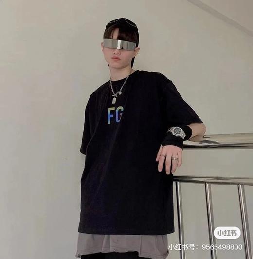 .清仓，绿色sm白色sml付款减库存！男女同款！Fog富贵反光镭射超高克重粗纱短袖 商品图9