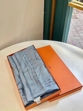 爱马仕 Le regase a nermnes 机械飞马 丝巾