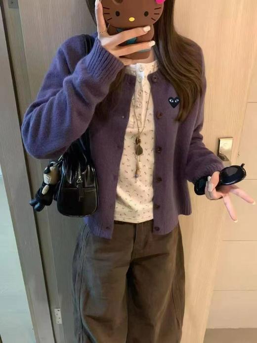 F020543温柔松弛日常氛围感香芋紫圆领毛衣针织开衫 商品图1