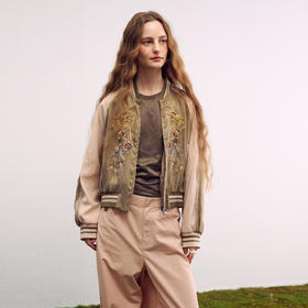 谜底大廓形外套长袖2026年春季新品拼色复古绣花夹克女261MW0063