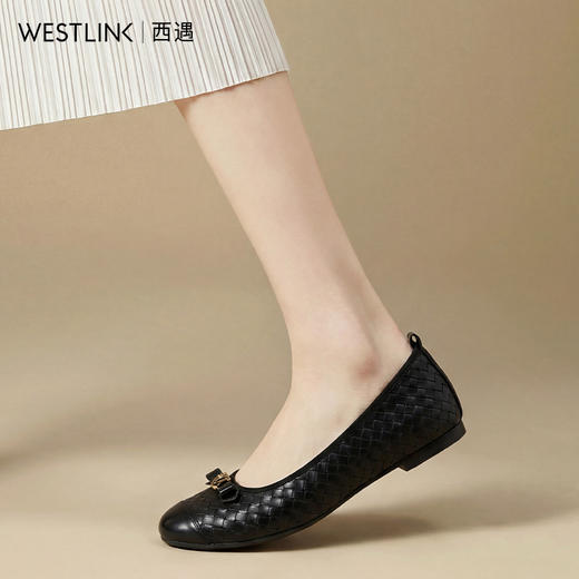 【限时秒杀】西遇内增高单鞋女鞋2026新款春季浅口山茶花点缀蝴蝶结编织小皮鞋V0166280 商品图2