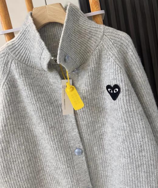 F020548自带温柔的肌理感灰色立领针织开衫 商品图8