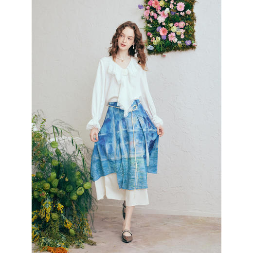 两三事 海风絮语 2026春季新款小清新印花双层裙摆系带a字半身裙 商品图2