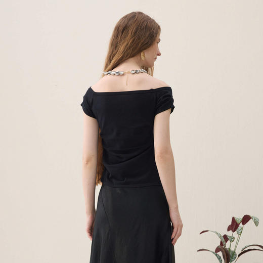 谜底针织衫短袖2026春季新品一字领腰部褶量百搭上衣女261MZ0344 商品图2