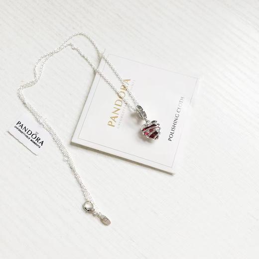 F020524镂空心形包裹着一枚可活动的心形玻璃心形曲字锁骨链项链 商品图0