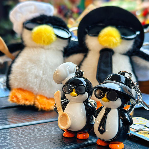 高雅人士搞怪企鹅PVC挂件钥匙扣-纪念日百货门店同款169648996 商品图0