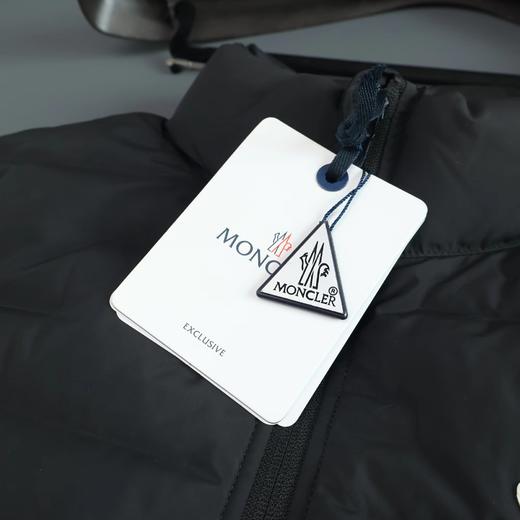 F020536新款男士90绒立体刺绣工艺羽绒马甲 商品图11