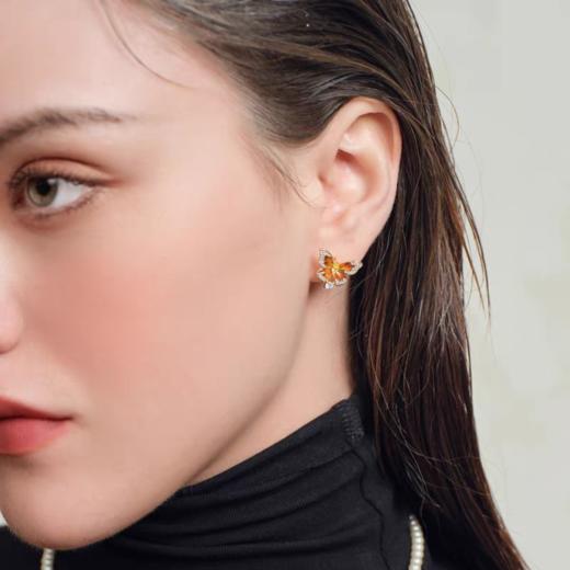 2楼Fellala/翡拉拉「蝴蝶」925银耳钉设计感耳饰货号926434112吊牌价1099现价989 商品图2