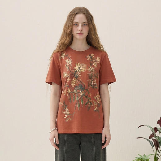 谜底印花T恤短袖2026年春季新品休闲百搭合体圆领上衣女265MT5025 商品图1