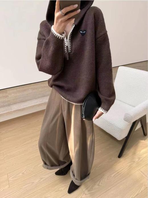 F020546慵懒松弛感咖色连帽半拉链针织衫 商品图3
