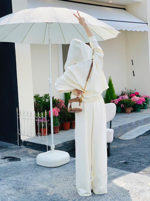 【百图lulu定制】【一套299元】【微风三件套】拼色 夹克 外套 休闲裤 吊带 外套 裤子三件套 商品图12