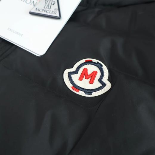 F020536新款男士90绒立体刺绣工艺羽绒马甲 商品图5