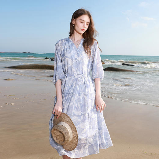 【桑蚕丝】三彩2026春季新款法式V领七分袖A字裙印花连衣裙宽松M 商品图1