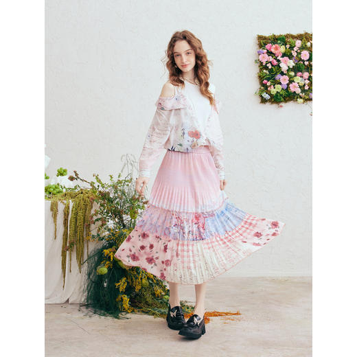 两三事 蜜糖星云 2026春季新款森女风印花百褶裙高腰半身裙 商品图2