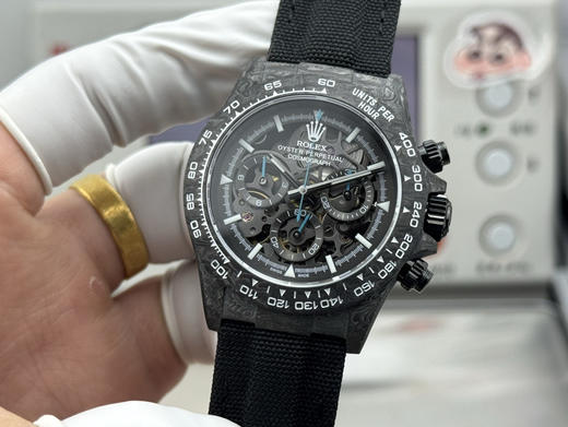 Noob official➕ Factory ROLEX宇宙计时迪通拿系列之碳纤维定制版，腕表不仅佩戴轻便，外表坚硬。且每一只腕表都拥有独一无二的碳纤花纹材质📦📦📦📦📦📦📦📦📦📦❕ 商品图2