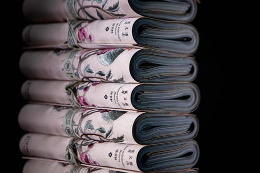 嘉德文库丨预售 《南山又花开：刺绣中的植物》动物之后 植物也来了… 商品图2