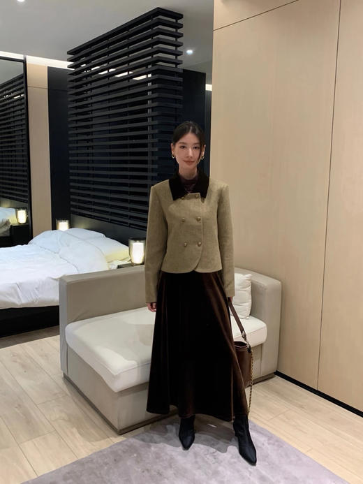 净奢风深焙棕金丝绒波光粼粼半裙 商品图14