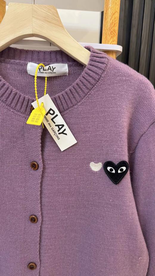 F020543温柔松弛日常氛围感香芋紫圆领毛衣针织开衫 商品图11