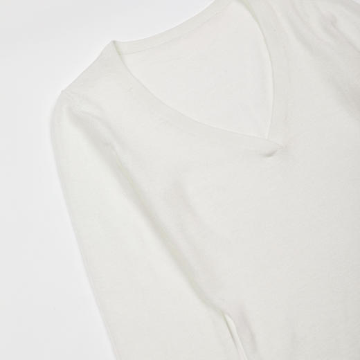 ROMI STUDIO“法式温柔”羊毛混纺细腻轻薄深V毛织上衣RWDSS92140 商品图2