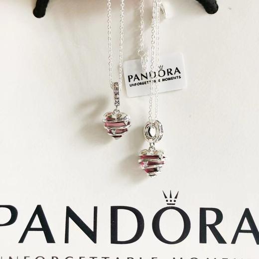 F020524镂空心形包裹着一枚可活动的心形玻璃心形曲字锁骨链项链 商品图7