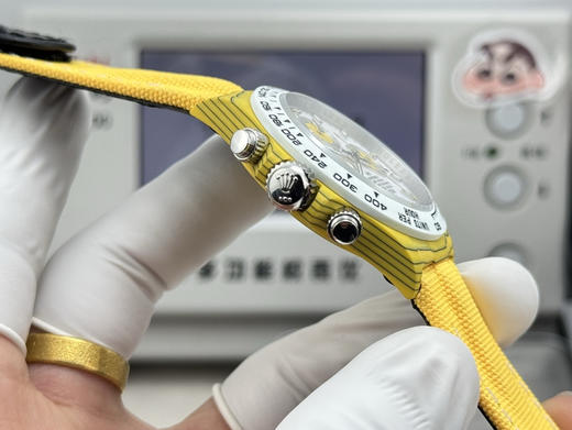 Noob official➕ Factory ROLEX宇宙计时迪通拿系列之碳纤维定制版，腕表不仅佩戴轻便，外表坚硬。且每一只腕表都拥有独一无二的碳纤花纹材质❕❕❕ 商品图4