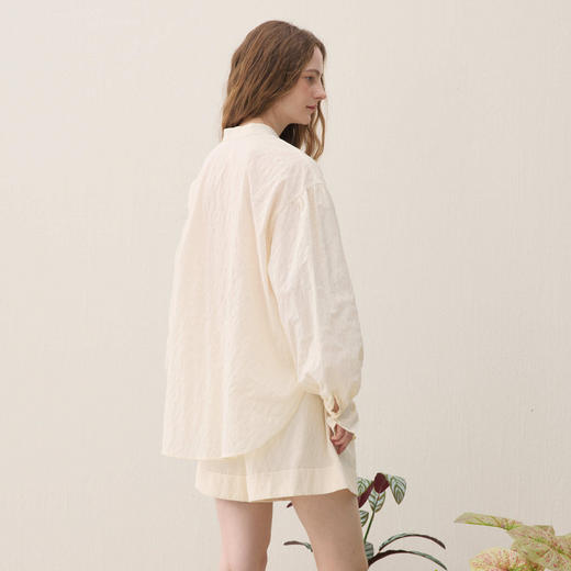 谜底爱心肌理衬衣长袖2026春季新品褶皱立领蝴蝶衬衫女261MC0254 商品图2