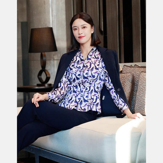 皮尔卡丹女装印花桑蚕丝长袖衬衫P51098B5003Z3 商品图4