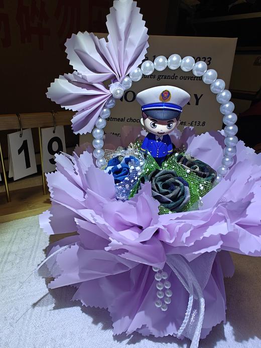 【公仔5朵花束】手工DIY牛津布5朵玫瑰花束军恋礼物情人节礼物（手工制作产品不支持退换货哦）类lb 商品图5