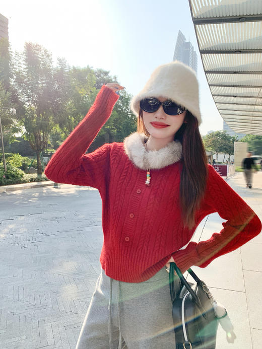 <曾小咸推荐> 2.27 现货秒杀 ！微信超特价！氛围感毛领毛衣 日常209.99 立减120 秒杀89.99！ 商品图9