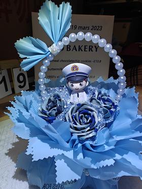 【公仔5朵花束】手工DIY牛津布5朵玫瑰花束军恋礼物情人节礼物（手工制作产品不支持退换货哦）类lb