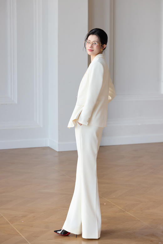 法小曼*子珍白色职业装气质女神范西装套装女高端三件套CPM2712 商品图5