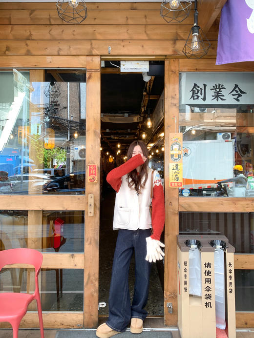 <曾小咸推荐>2.27现货秒杀 ！微信超特价！韩系叠穿连帽羊羔毛马甲 日常209.99 立减110 秒杀99.99！！红色提花费尔岛针织衫毛衣 秒杀89.99！ 商品图14