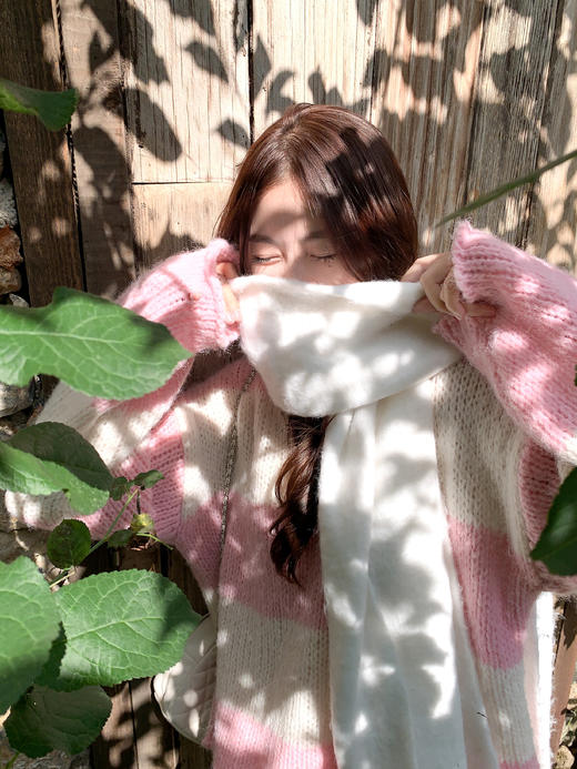 <曾小咸推荐>2.23现货秒杀 ！微信超特价！韩系撞色V领毛针织衫 日常159.99 立减80 秒杀79.99！！ 商品图6