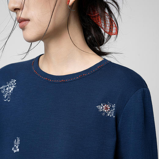 【林栖设计小店】手工打籽|纯棉藏青色优雅印花2026春新款复古长袖T恤1961159 商品图2