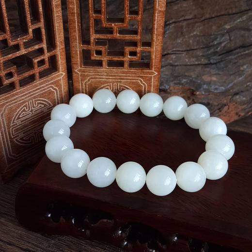 【天然正品】天然无杂裂约12MM俄料一级白和田玉圆珠手串16CM（弹力绳）260126NJM64 商品图2