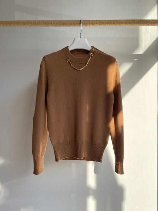 12号截单 亏清无退换‼️ 马户 百分百💯羊绒 链条装饰 袖口老花点缀 圆领套头羊绒衫 我穿XL 商品图10