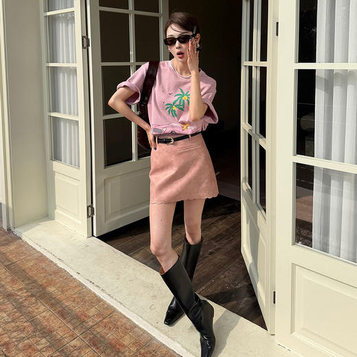 西遇圆领印花短袖T恤女2026年春季新款度假风宽松套头半袖上衣SS060163 商品图4