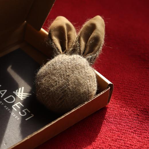 心艺珍藏：MADE51x Uma Wang 兔子胸针 Bunny Brooch 商品图4