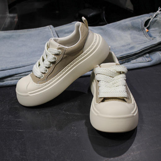 DRONKOO 2026 系带刘海鞋头后帮拼皮暗格纹布发泡厚底低帮板鞋 商品图3