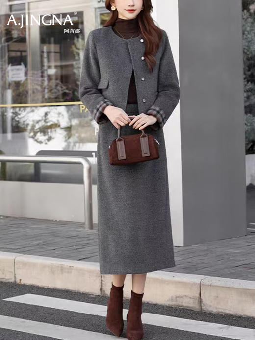 【小香风套装】阿菁娜春季新款小香风羽绒内胆套装毛呢外观温暖不臃肿90白鸭绒填充外套F31C230011 商品图4