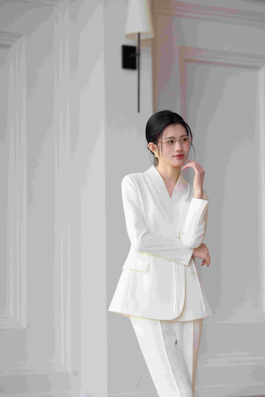 法小曼*子珍白色西装外套女高级感醋酸缎面新中式国风西服套装2026春季新款 商品图3