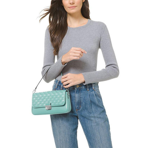 【品牌】MK Bradshaw 小号皮质编织拼接单肩手提女包浅蓝绿色 商品图4