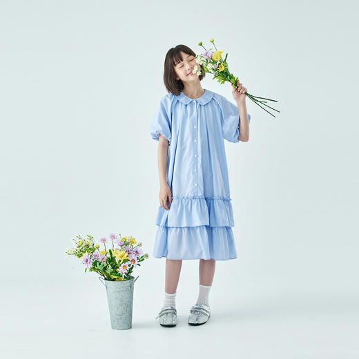 棵初26夏季新款亲子中大女童娃娃领休闲连衣裙清新元气泡泡袖裙子 商品图1