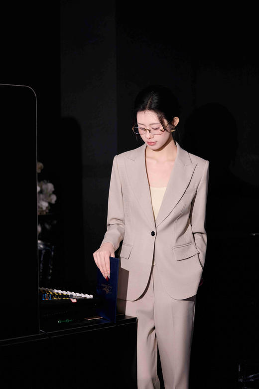 法小曼*子珍麻纱色西装套装职场厚款西装套装 商品图0