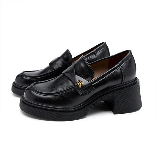 【限时秒杀】西遇厚底乐福鞋女鞋2026新款春季英伦风粗跟小皮鞋通勤复古单鞋子V0166268 商品图4