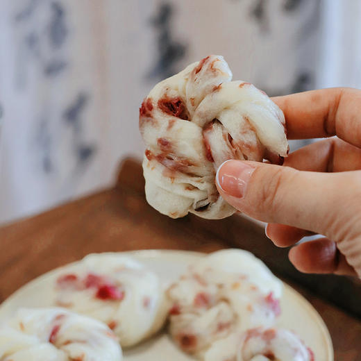 预售3天  【能吃到玫瑰花香的花卷】玫瑰小花卷3盒/6盒装  特别加入真重瓣玫瑰花瓣  0香精色素0防腐  口感清香松软 ~ 商品图6