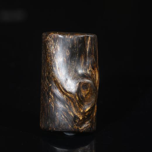 BC.DF2.5-8    达拉干沉水素牌 ，13.32g 商品图0